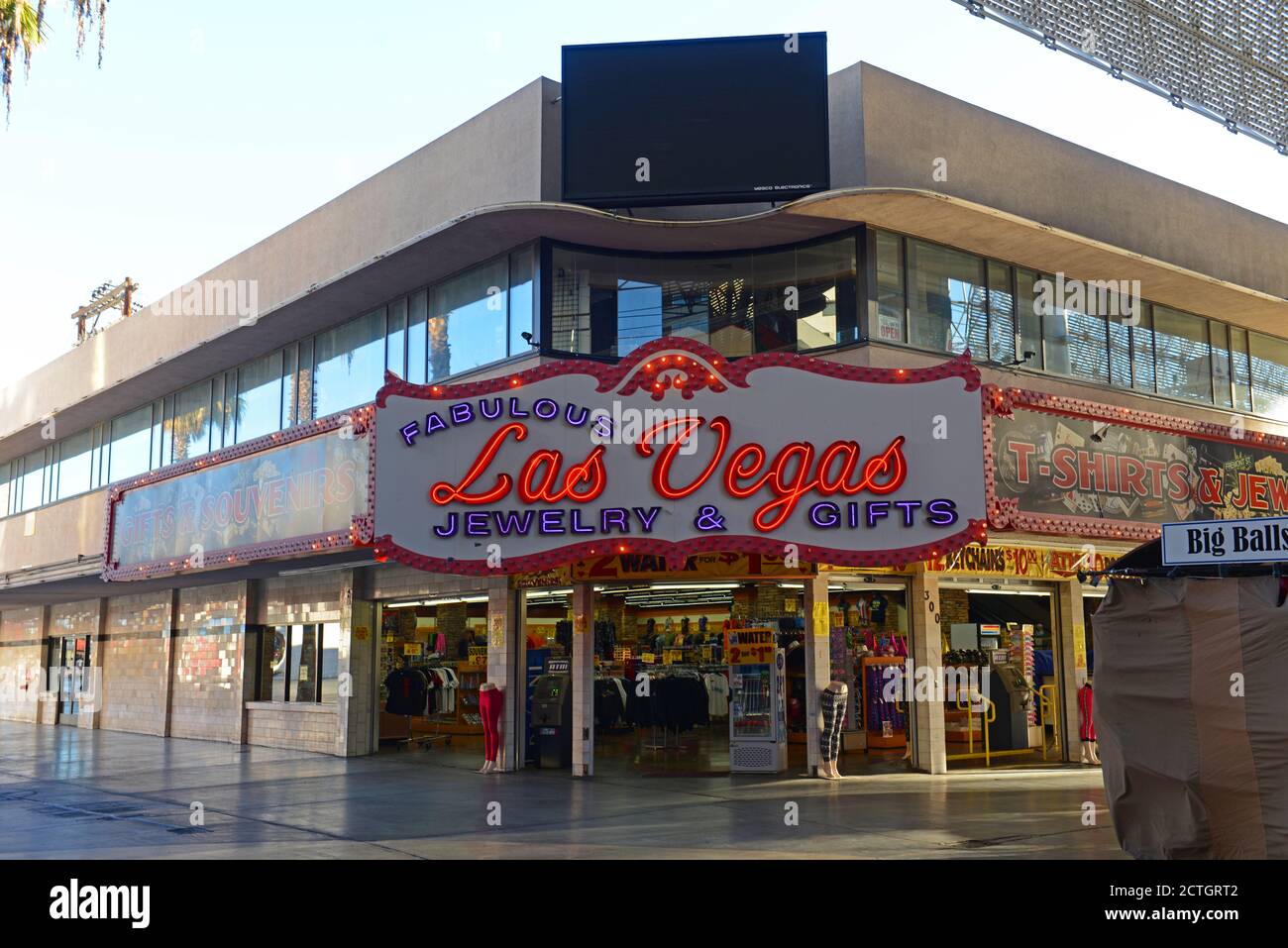 Las Vegas jewelry shop celebrates 80 years in business this week
