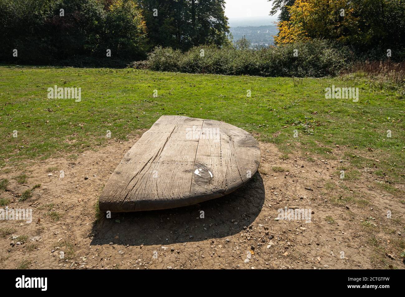 B17 Crash site Memorial on Reigate Hill, commemorating nine USAAF crew who died when their plane crashed here in 1945, Surrey, UK Stock Photo