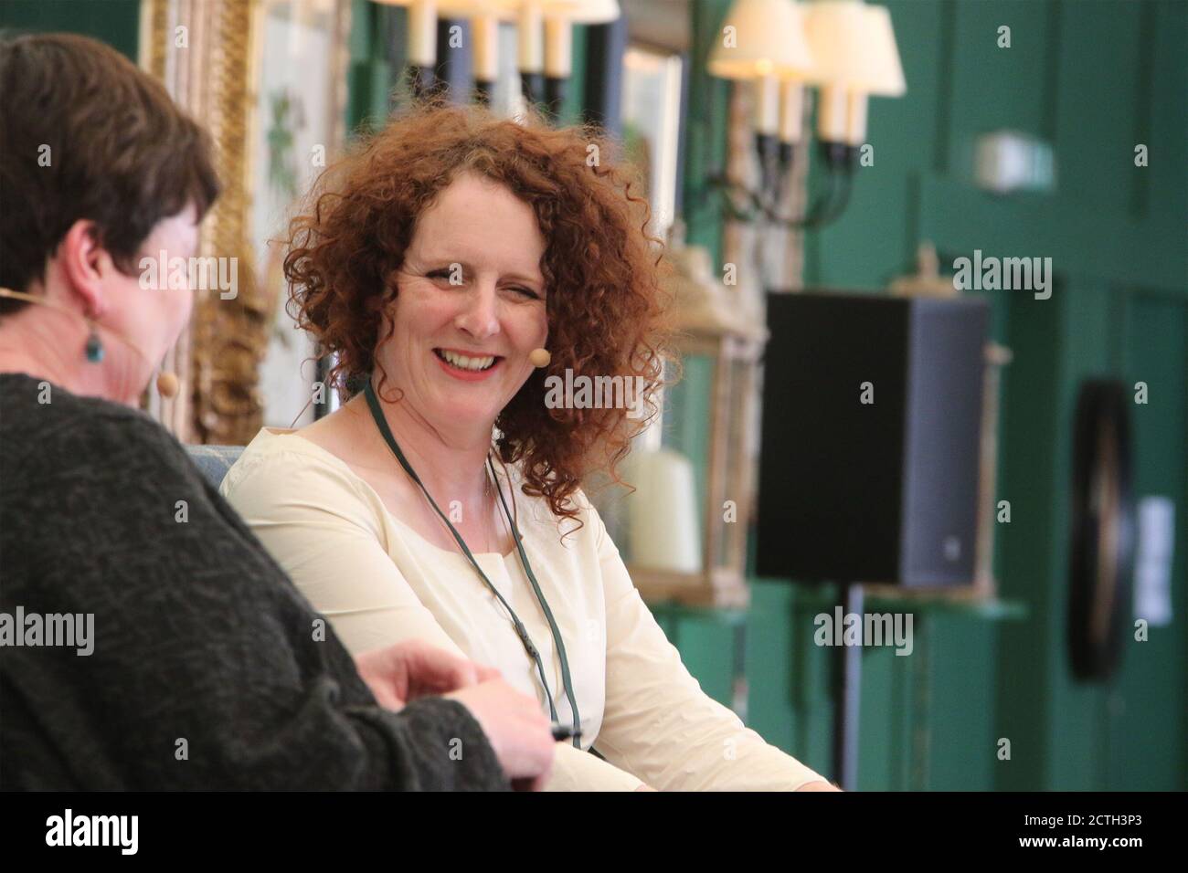 Sheena mcdonald hires stock photography and images Alamy