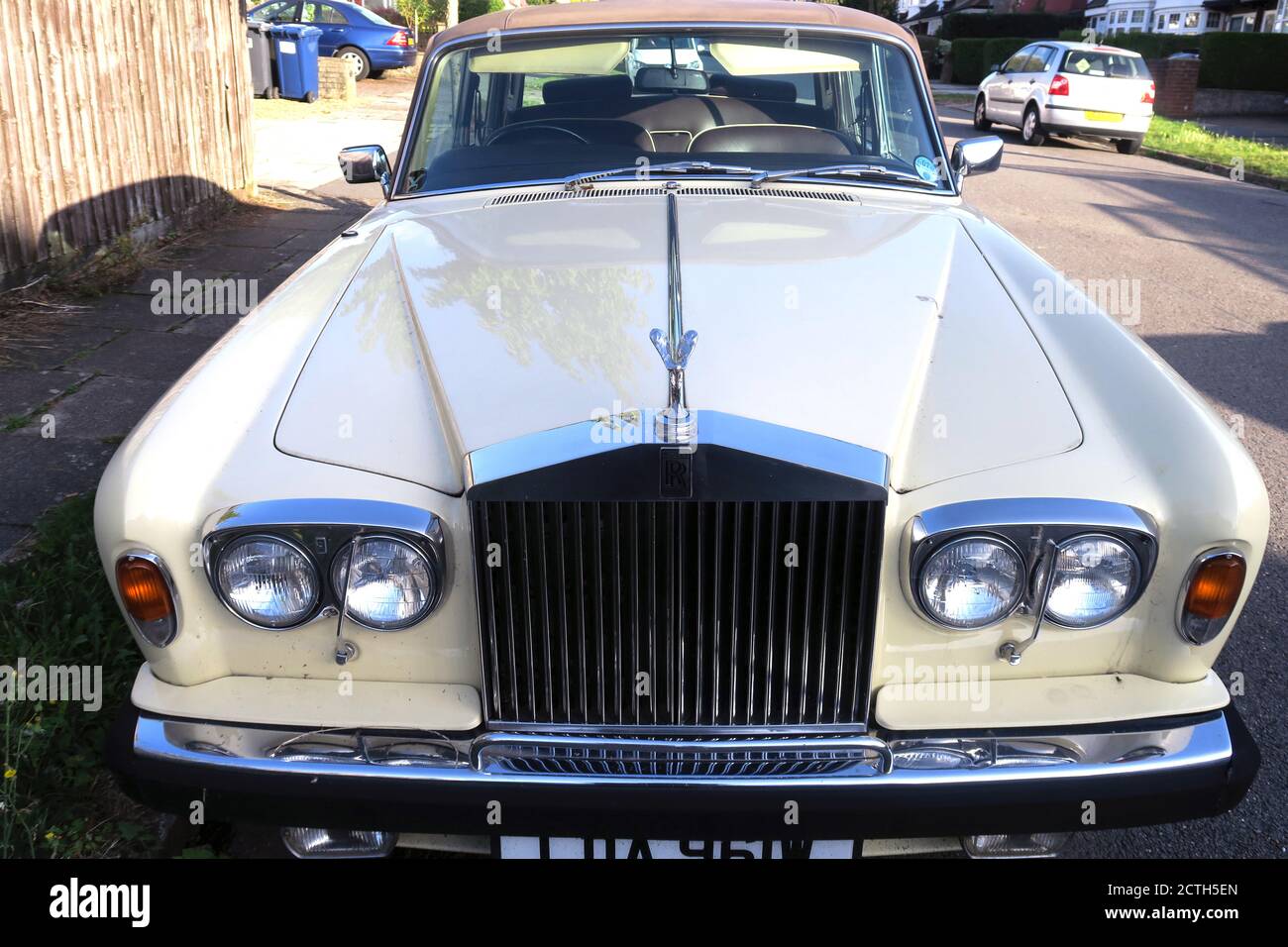 Vintage Rolls Royce saloon parked for repair Stock Photo