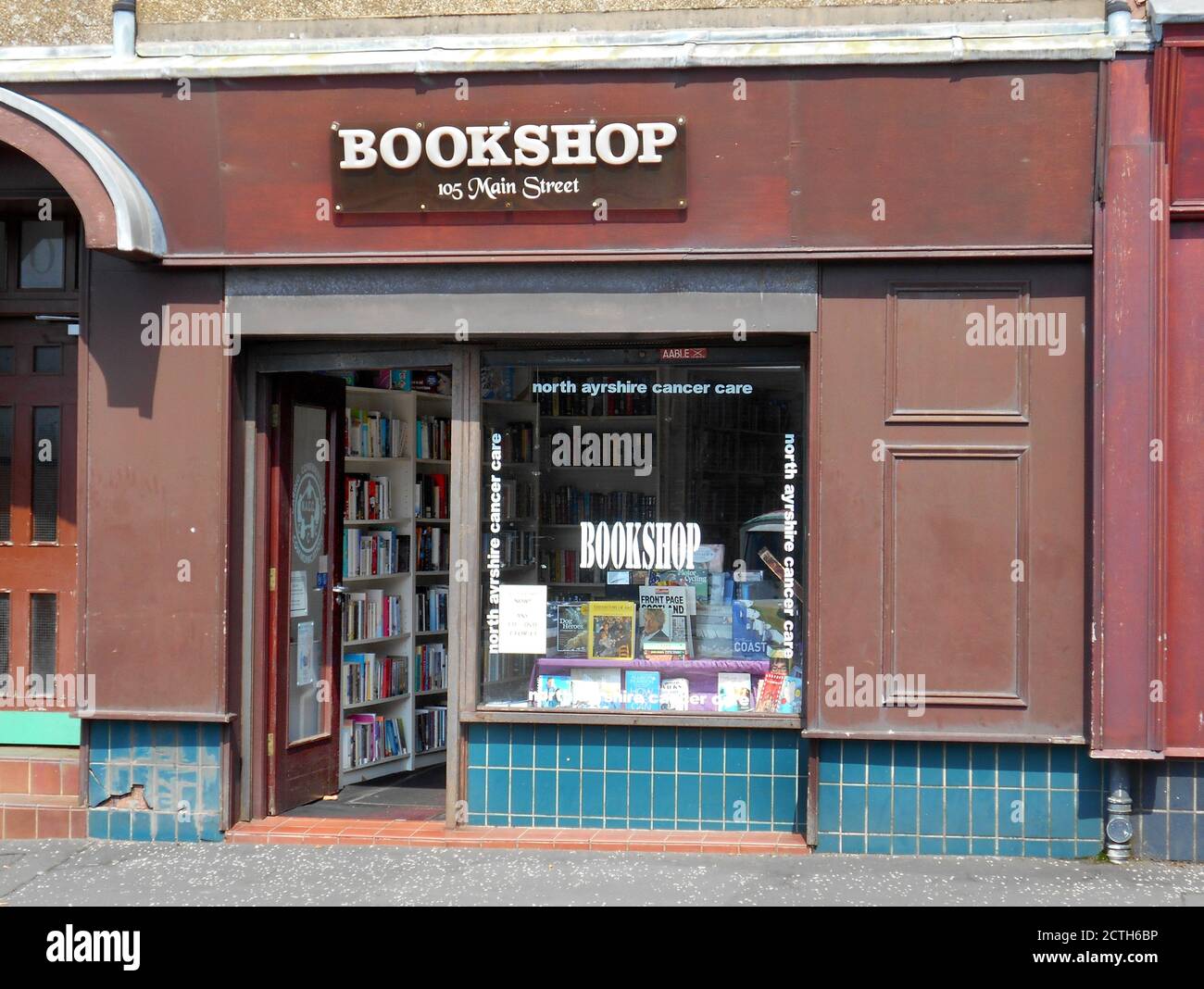 A wonderful second hand book shop in the seaside town of Largs. All the proceeds go to a local cancer charity. The shop is full of all kinds of books and worth a visit if you are ever down that way. West coast of Scotland. ALAN WYLIE/ALAMY© Stock Photo