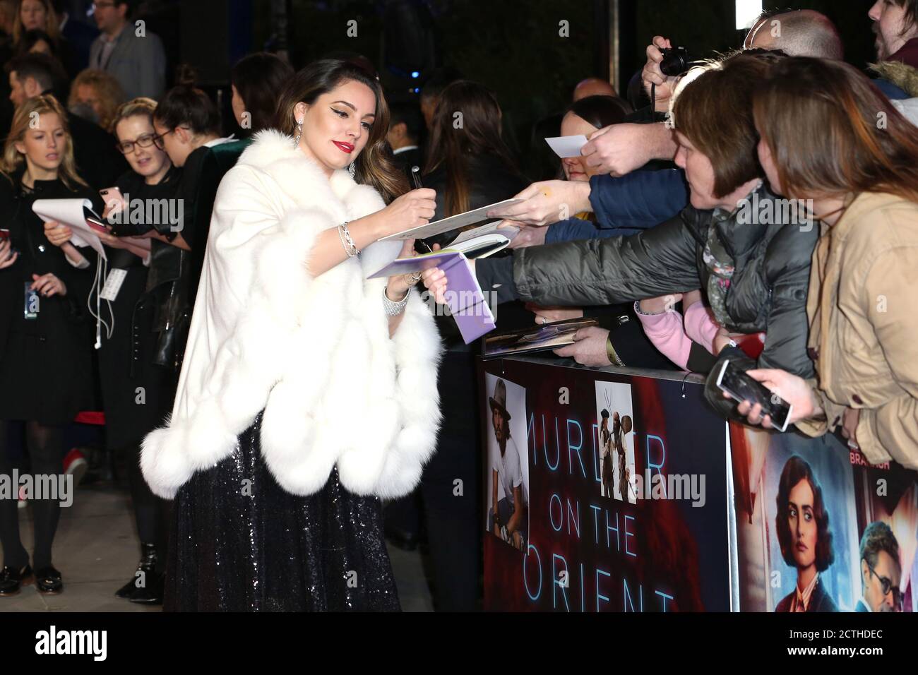 Kelly Brook attends the 'Murder On The Orient Express' World Premiere