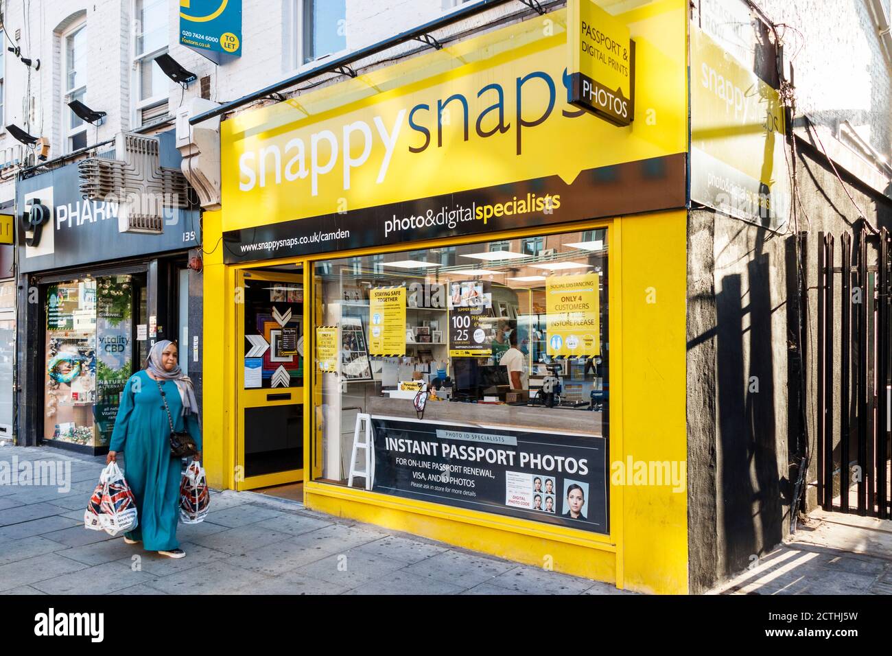 London snappy snaps hires stock photography and images Alamy