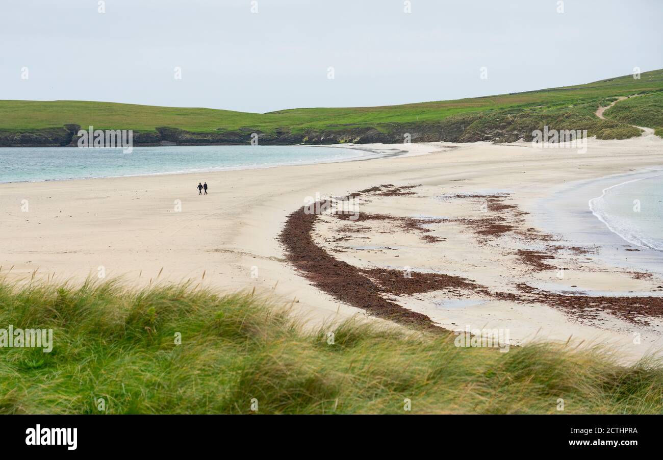 View of St Ninian's Isle and beach , called a Tombolo or Ayre, at Bigton, Dunrossness, Shetland, Scotland, UK Stock Photo