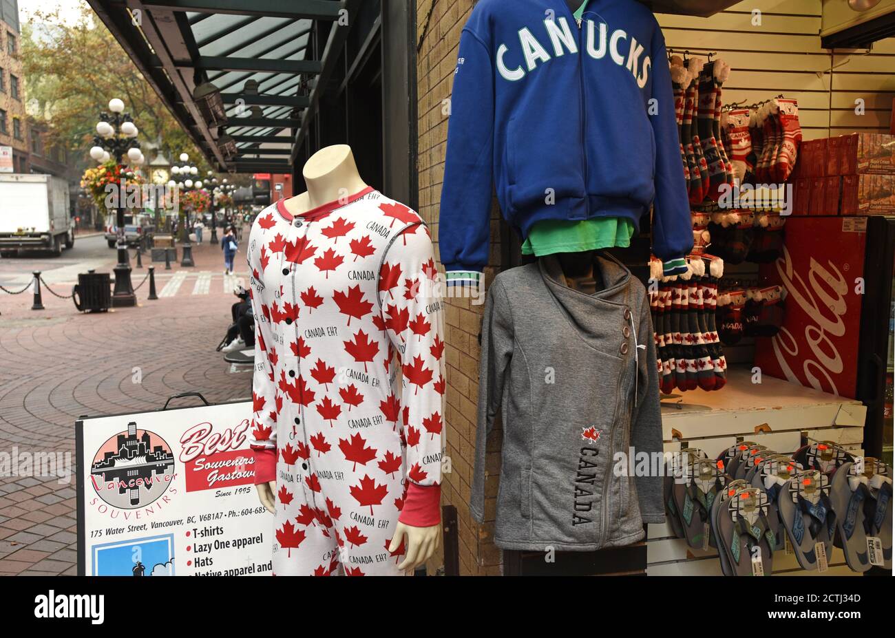 Canada souvenir shirt hires stock photography and images Alamy