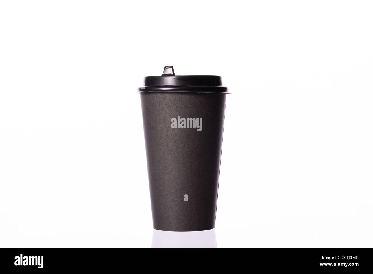 black take away disposable paper coffee cup with plastic lid isolated ...