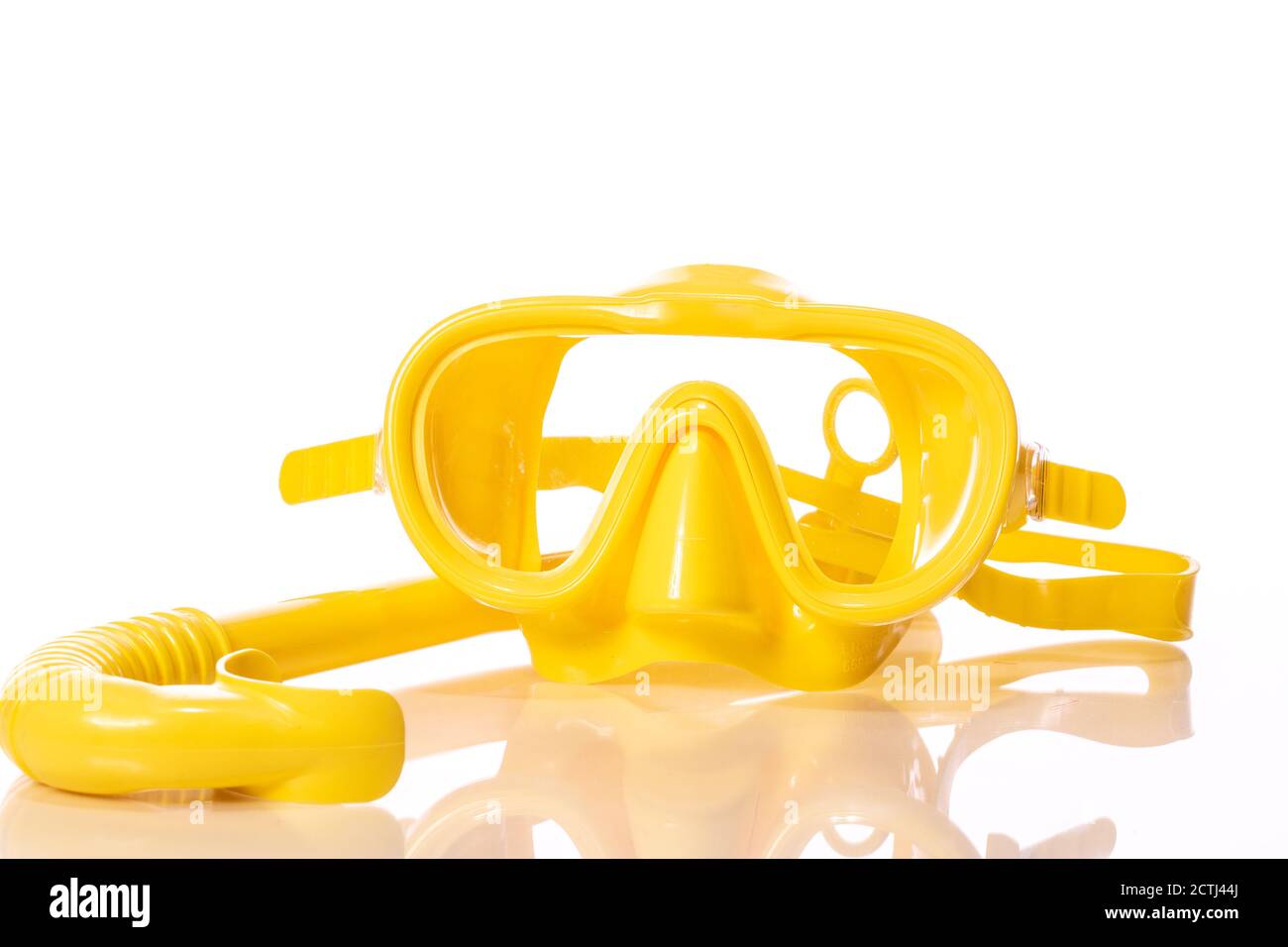 Download Page 2 Snorkel Mask High Resolution Stock Photography And Images Alamy PSD Mockup Templates