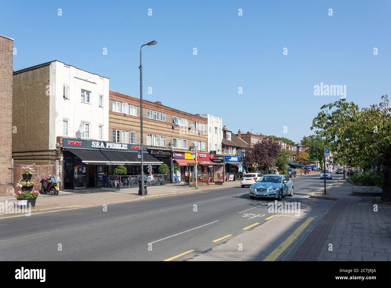 The Broadway, Hatch End, London Borough of Harrow, Greater London, England, United Kingdom Stock Photo