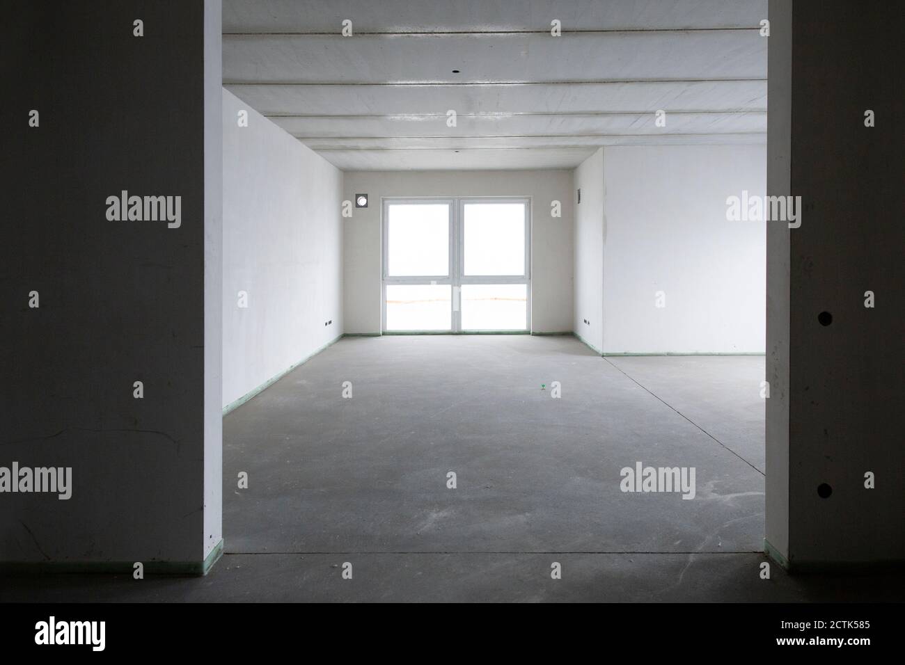 Empty house interior hi-res stock photography and images - Alamy