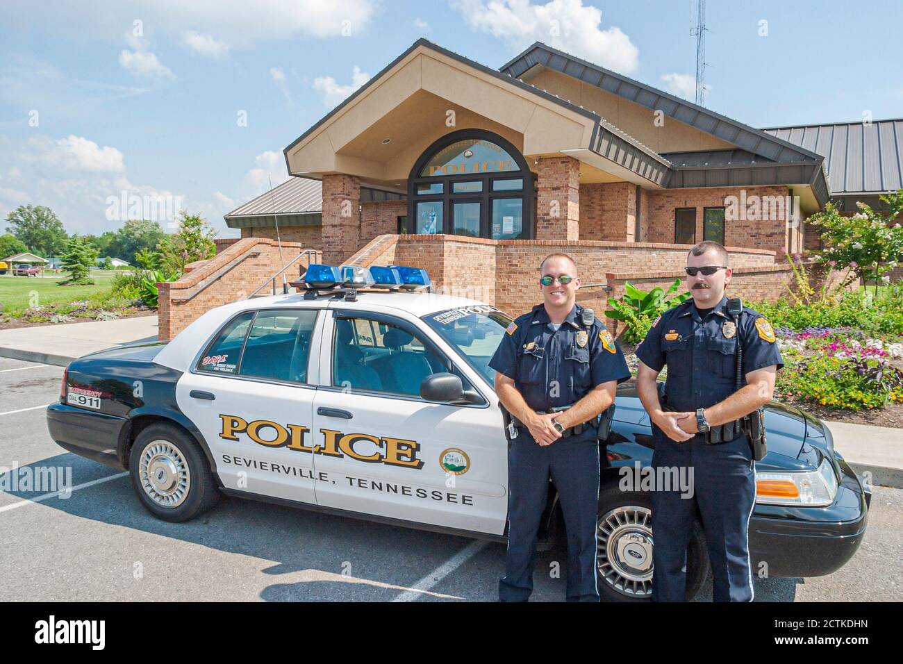 police-unifrom-usa-hi-res-stock-photography-and-images-alamy