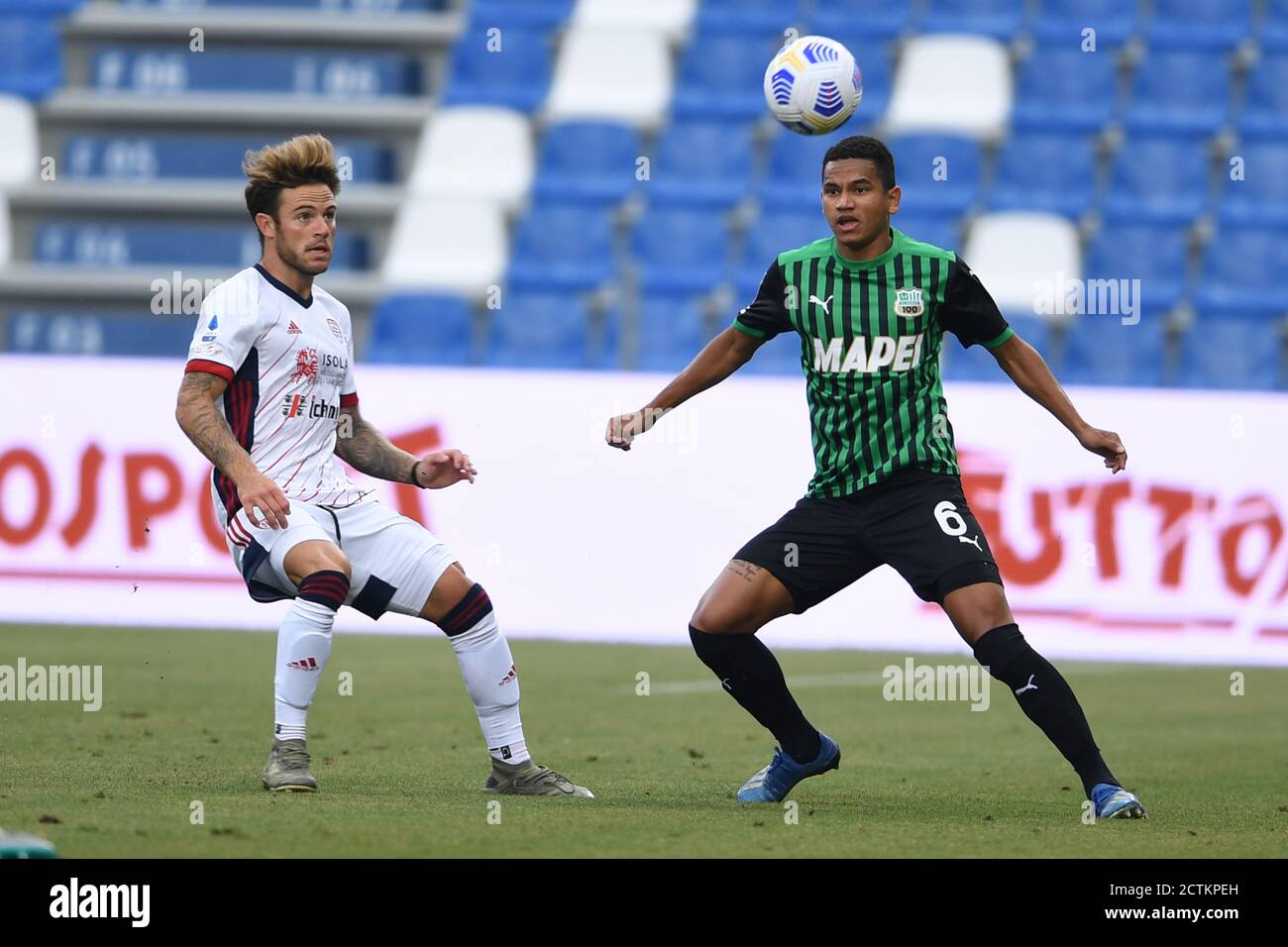 Rogerio Oliveira da Silva (Sassuolo)Nahitan Nandez (Cagliari) during the Italian “ Serie A' match between Sassuolo 1-1 Cagliari at Mapei Stadium on September 20, 2020 in Reggio Emilia, Italy. Photo by Maurizio Borsari/AFLO Stock Photo