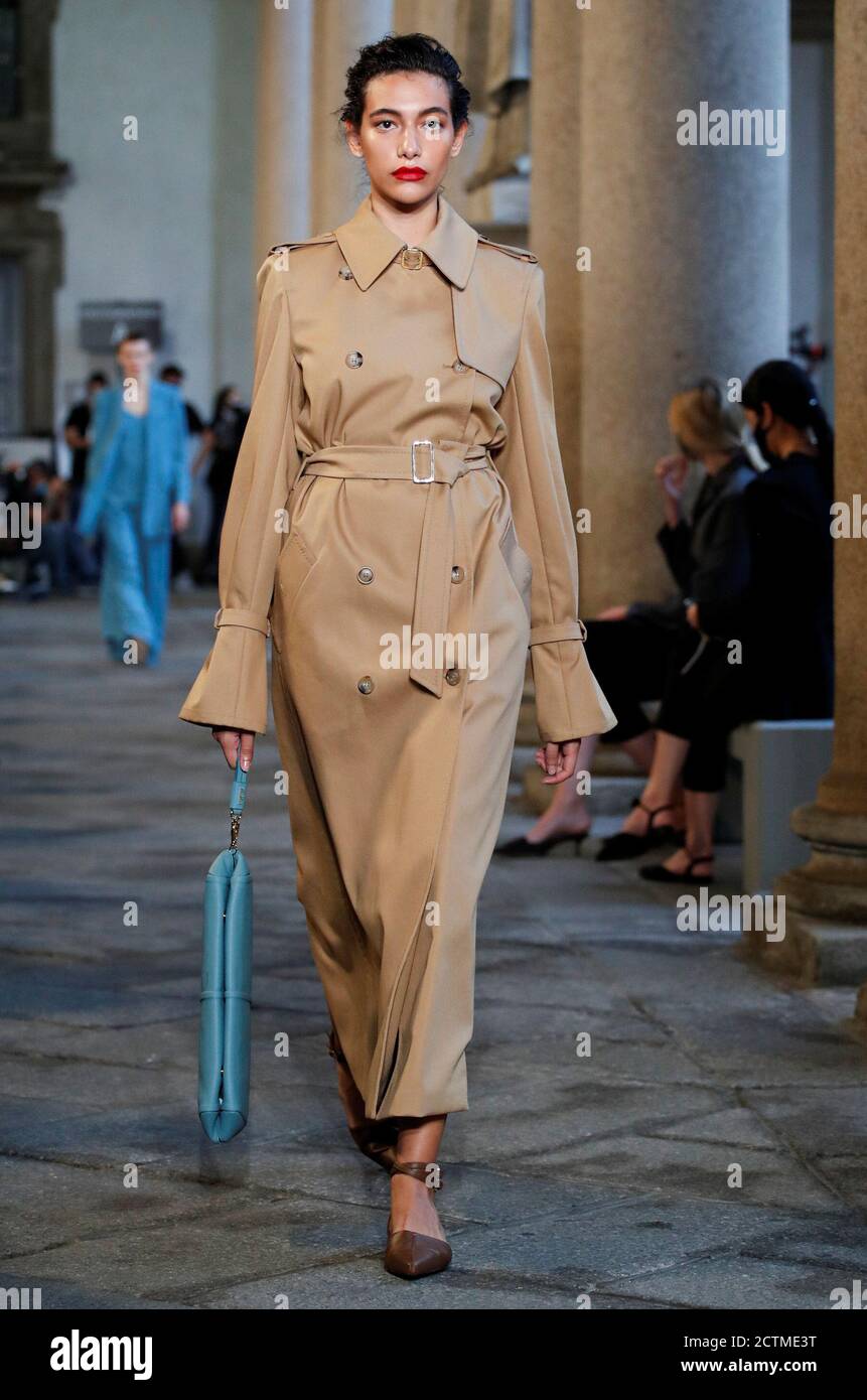 A model presents a creation from the Max Mara Spring/Summer 2021 women's  collection during fashion week in Milan, Italy, September 24, 2020.  REUTERS/Alessandro Garofalo Stock Photo - Alamy