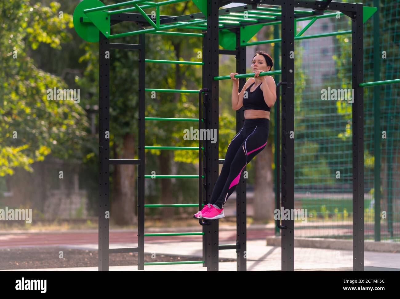 Urban outdoor gym equipment park hi res stock photography and images Page 8 Alamy