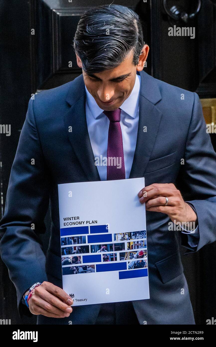 London, UK. 24th Sep, 2020. Rishi Sunak heads off to make his Winter Economy Plan statement on funding the next stage of the Coronavirus Restrictions.Rishi Sunnak heads off to make his statement on funding the next stage of the Coronavirus Restrictions. Credit: Guy Bell/Alamy Live News Stock Photo