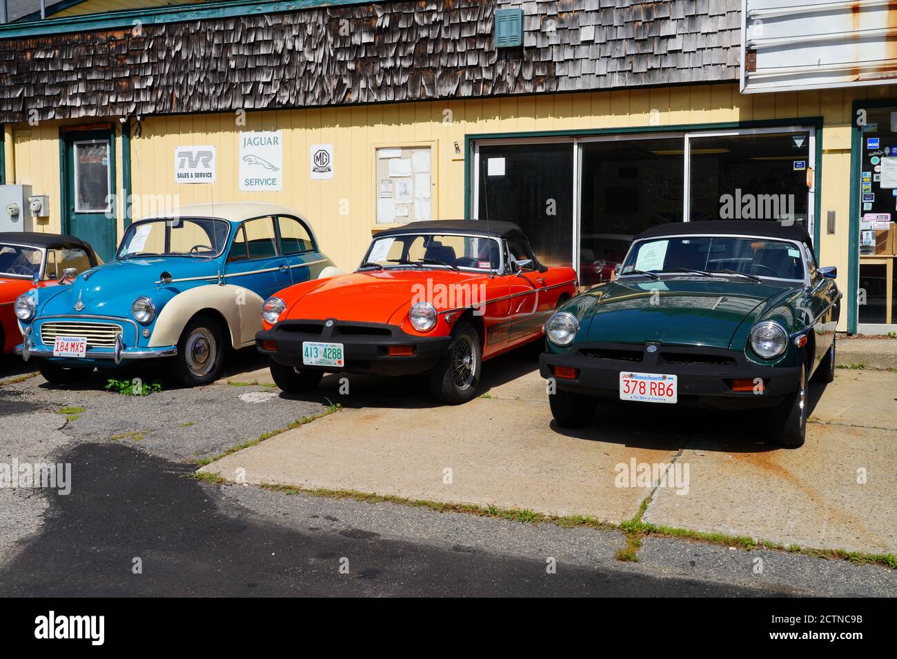 Vintage british cars hires stock photography and images Alamy