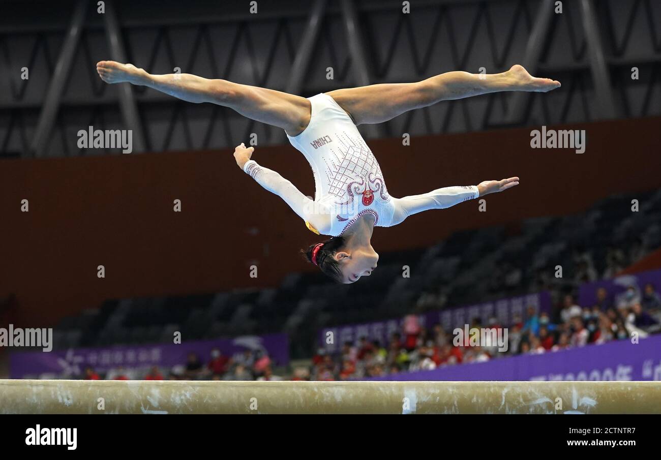 Wu ran gymnastics hi-res stock photography and images - Alamy