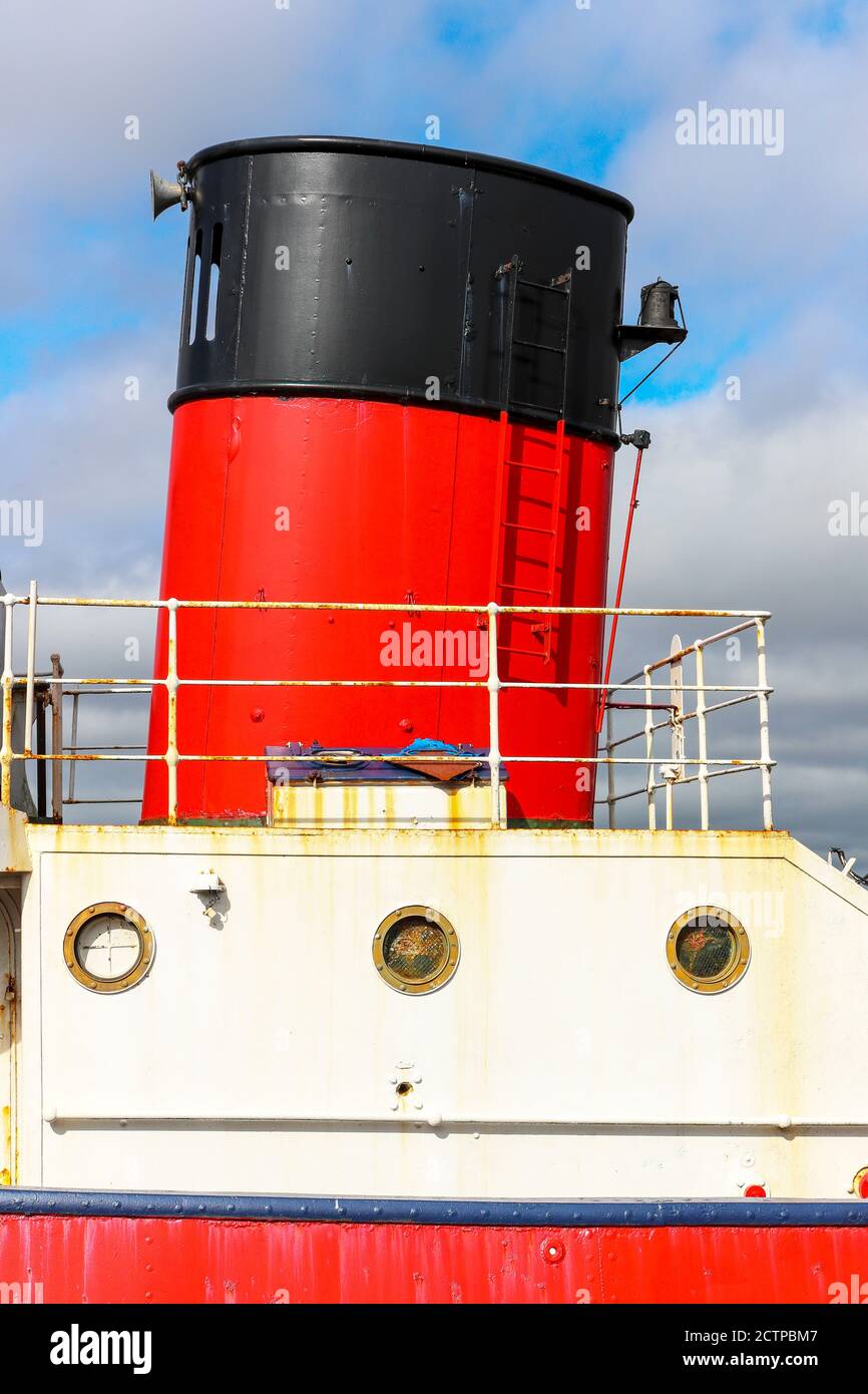 Ships funnel hires stock photography and images Alamy
