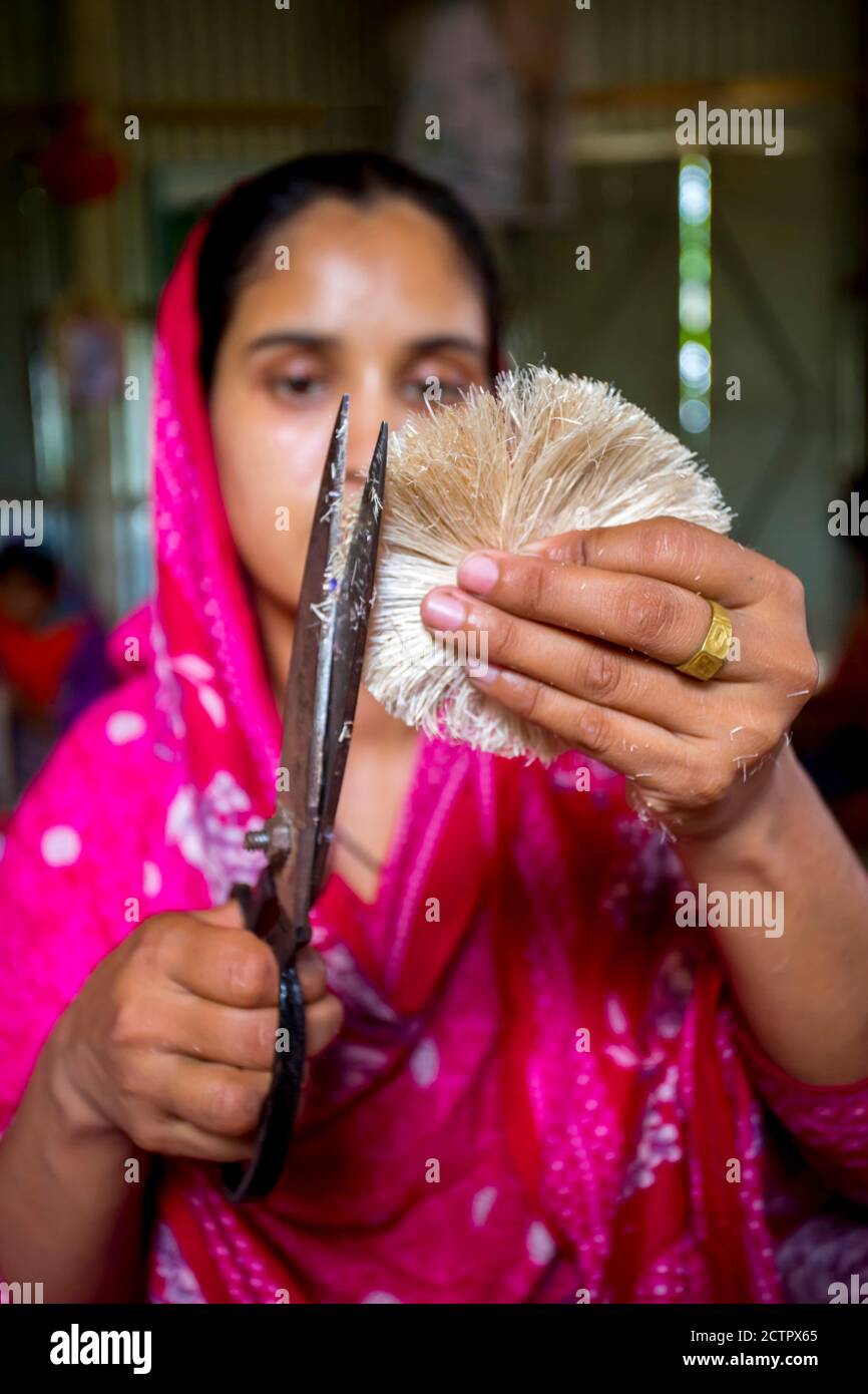Handicrafts with waste material hi-res stock photography and images - Alamy