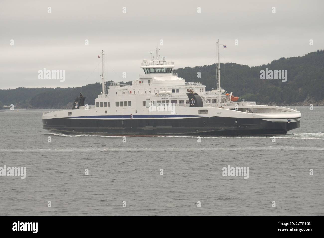 Samnøy IMO: 9825817 ro-ro passenger ferry between Halhjem and Sandvikvag, vestland, Norway Stock Photo