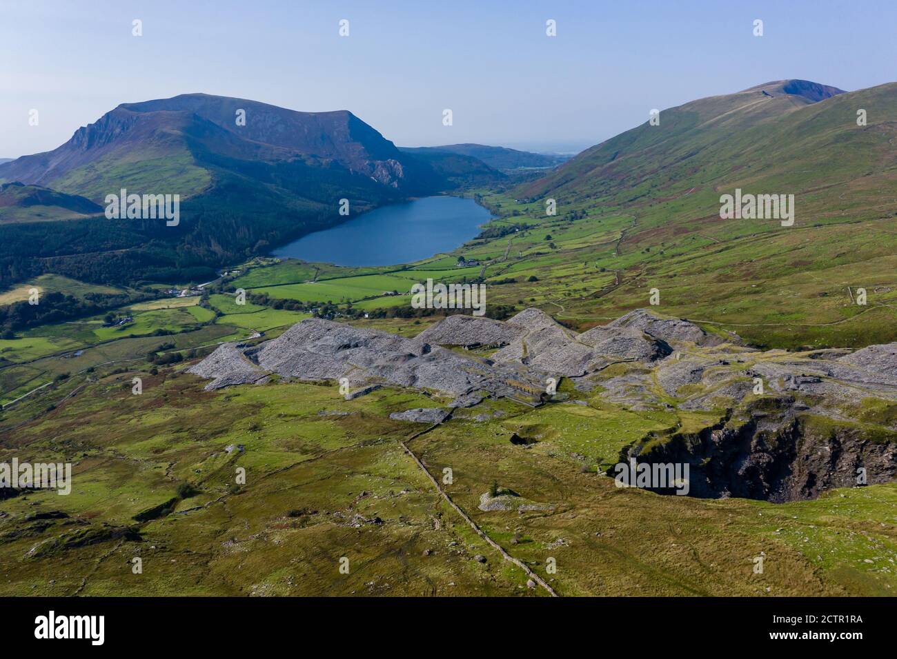 Aerial view of a lake in beautiful mountainous scenery (Rhyd Ddu, Snowdonia, Wales) Stock Photo
