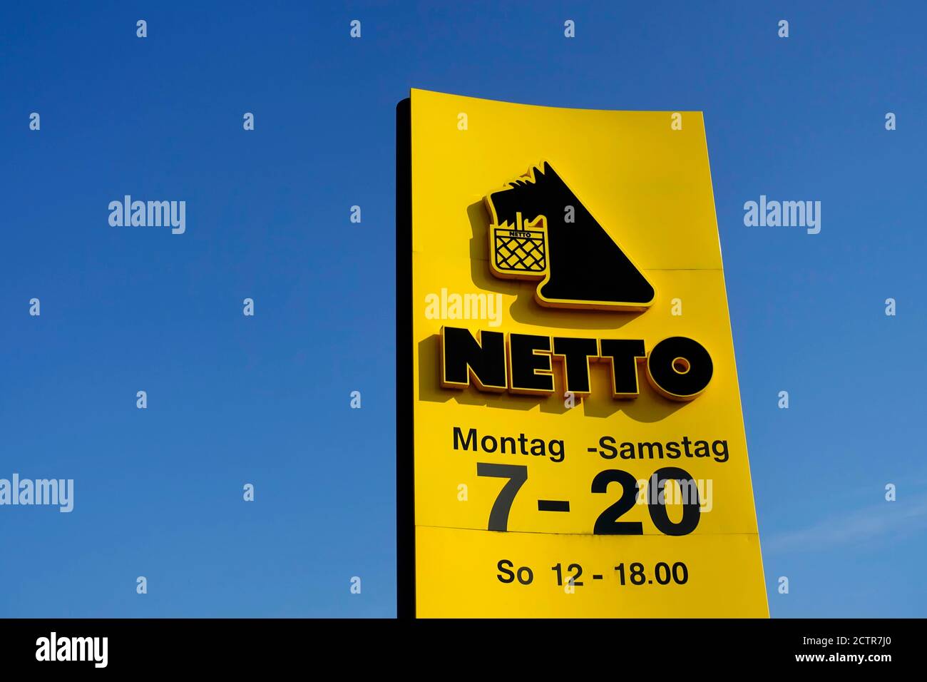 Netto, a Danish discount supermarket operating in Denmark, Germany, Poland Stock Photo