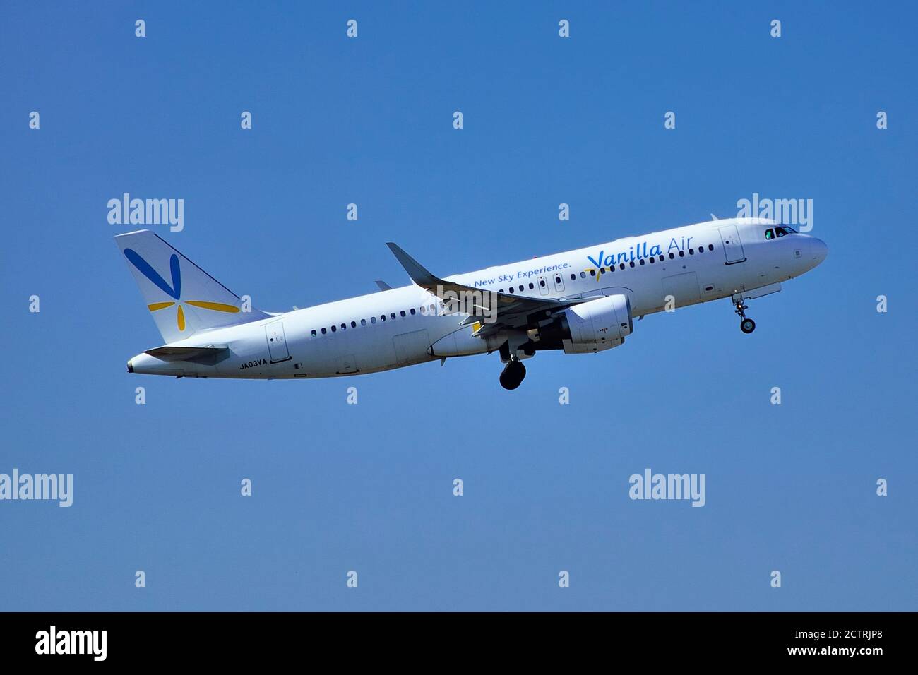 Vanilla Air, Airbus, A320, JA03VA, Take Off,, Narita Airport, Chiba, Japan Stock Photo