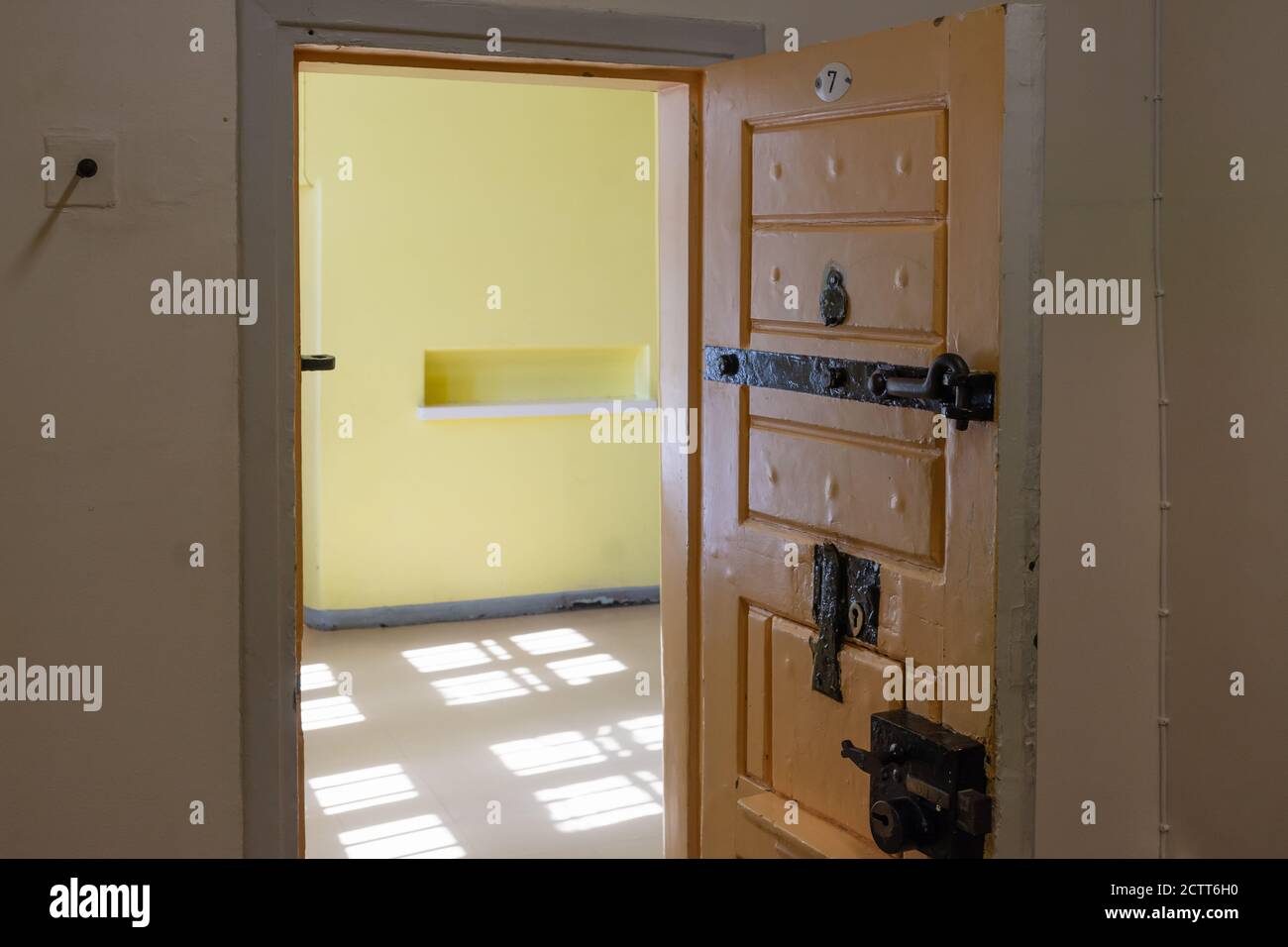 Prison Cell Door High Resolution Stock Photography And Images Alamy