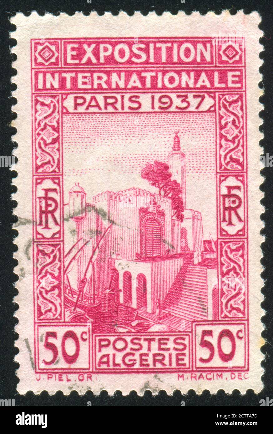 Algerian postage stamp algeria hi-res stock photography and images - Alamy