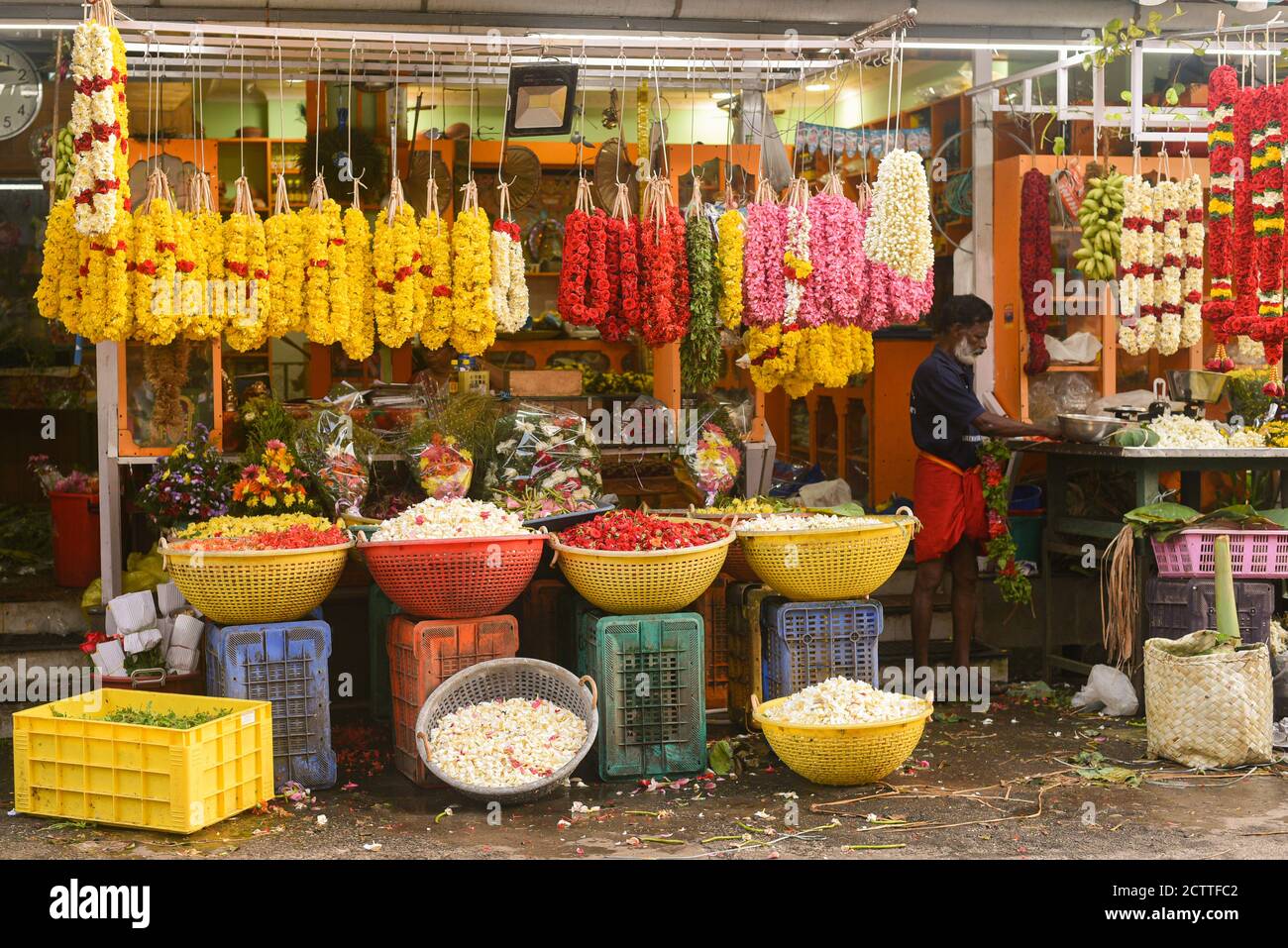 Flower shop in the street during Onam festival in Kerala, India