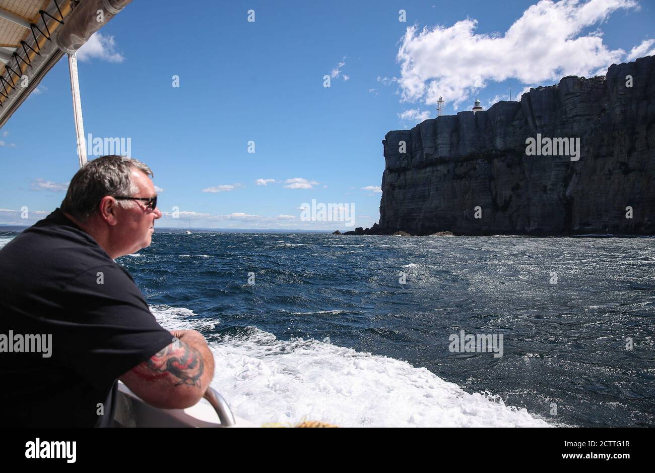 Sydney, Australia. 23rd Sep, 2020. A tourist enjoys cruising in Jervis Bay, south of Sydney, Australia, Sept. 23, 2020. TO GO WITH 'Feature: Trouble in Australia's humpback whale paradise as tourists dry up' Credit: Bai Xuefei/Xinhua/Alamy Live News Stock Photo