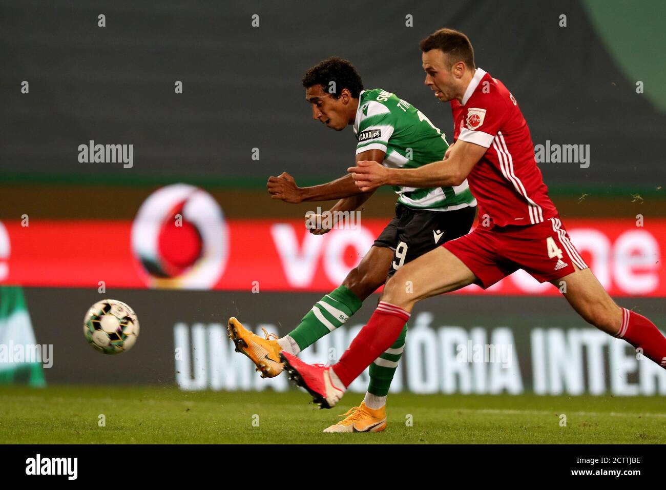 During uefa europa league third qualifying round hi-res stock photography  and images - Page 6 - Alamy