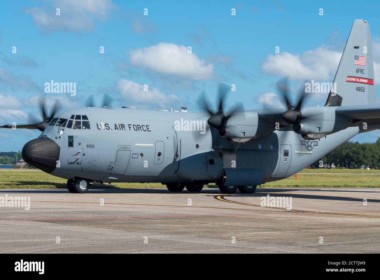 Tactical airlift squadron hi-res stock photography and images