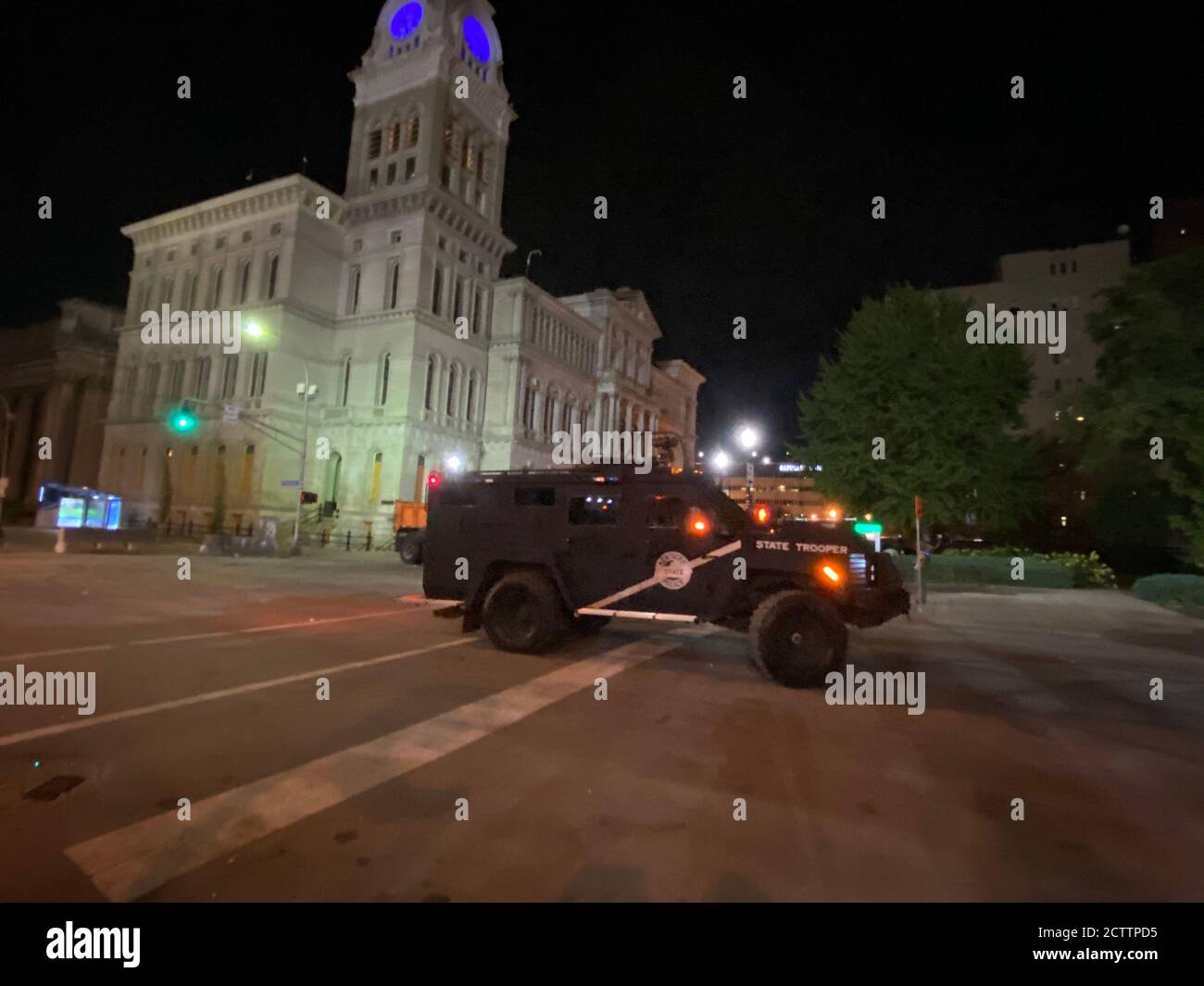 Louisville, Kentucky, USA. 24th Sep, 2020. Louisville, KY tonight ...