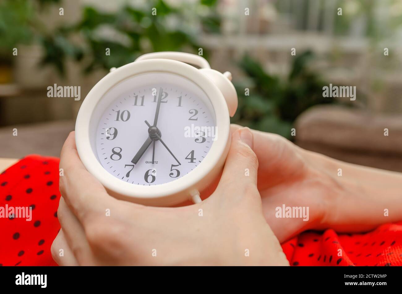 Alarm clock 6 am hires stock photography and images Alamy