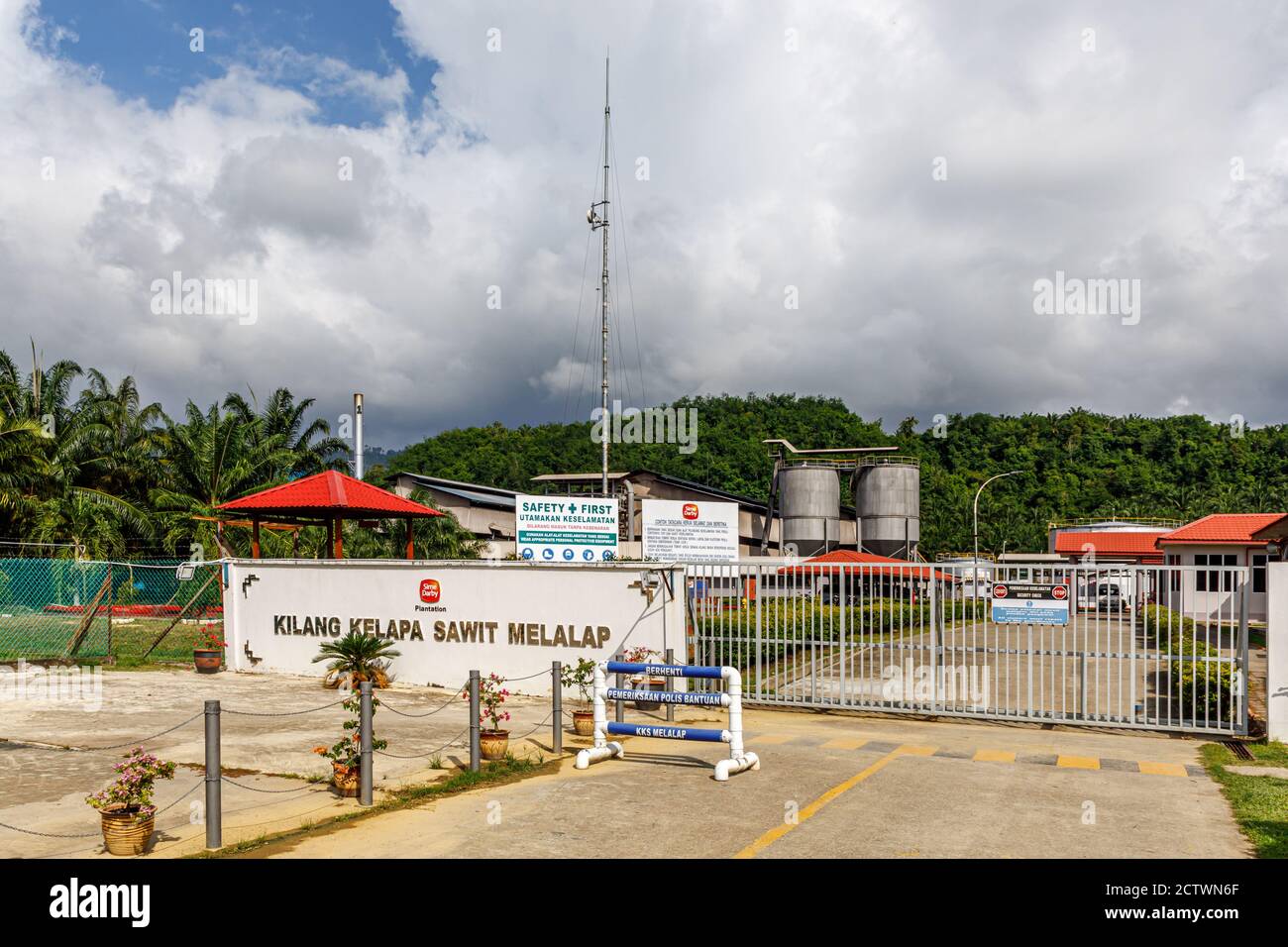 Palm Oil Mill High Resolution Stock Photography And Images Alamy