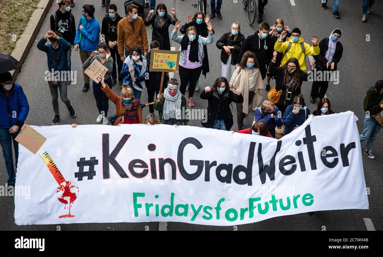 25 September 2020, Baden-Wuerttemberg, Stuttgart: ""#None degree further - FridaysforFuture"" is written on a big banner during the global climate strike of the climate protection movement Fridays for Future. The climate movement Fridays for Future has called for a worldwide day of action after months of protests mainly on the internet. Photo: Christoph Schmidt/dpa Stock Photo
