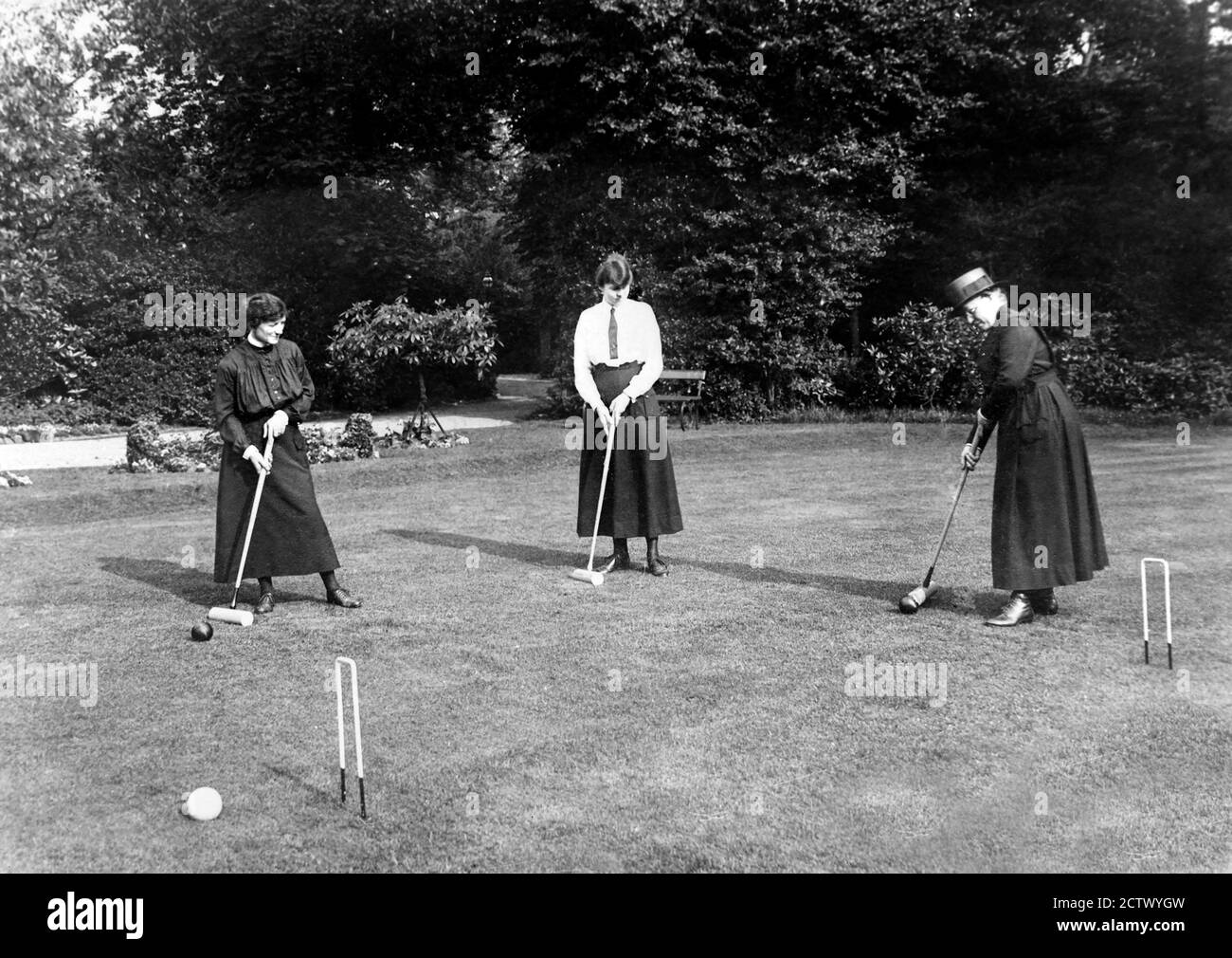 Girls playing croquet Black and White Stock Photos & Images Alamy