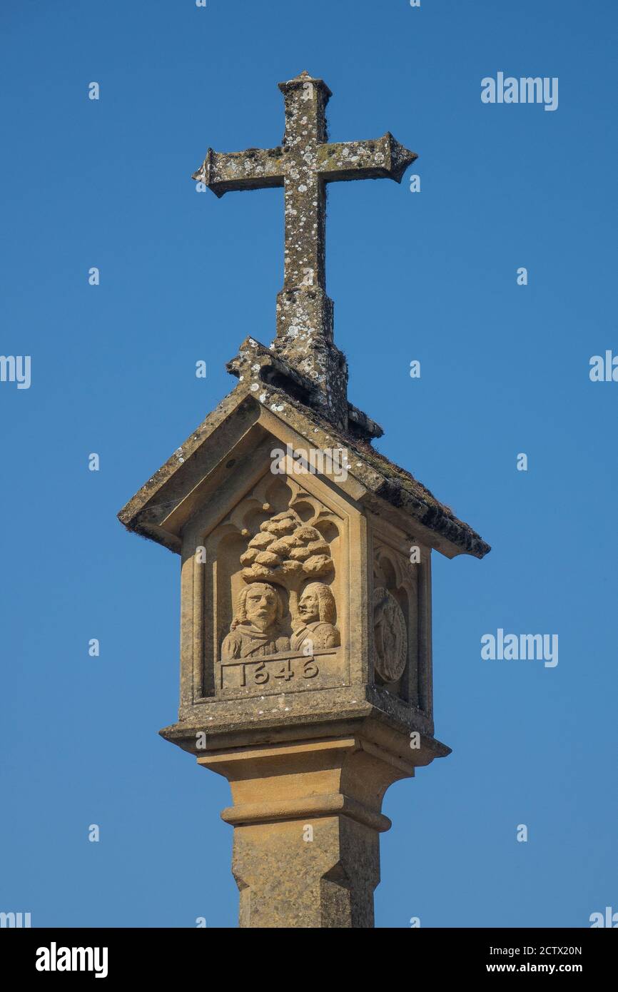 England, Gloucestershire, Stow-on-the-Wold, Civil War 1646 cross Stock Photo