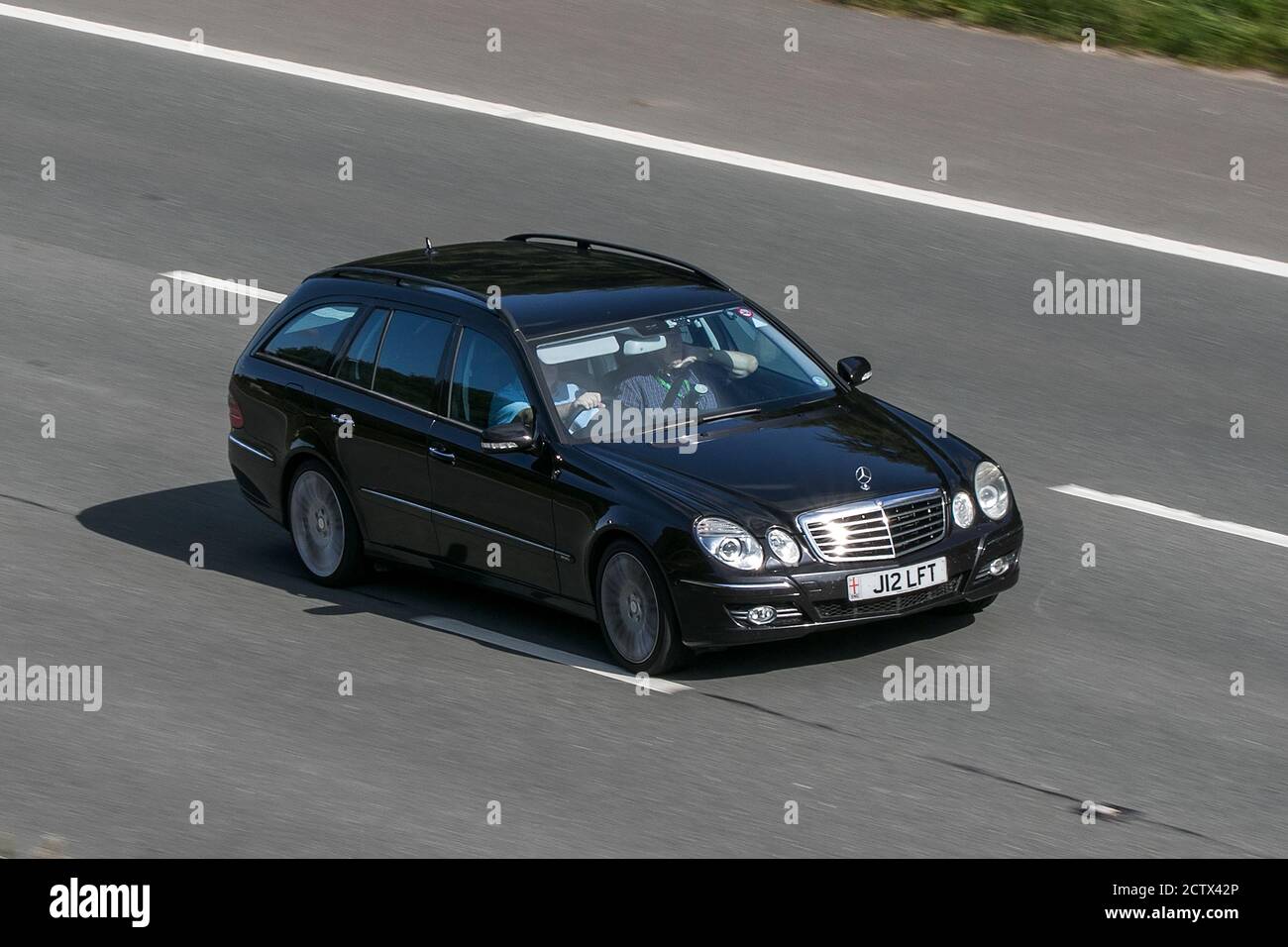 Mercedes e320 hi-res stock photography and images - Alamy