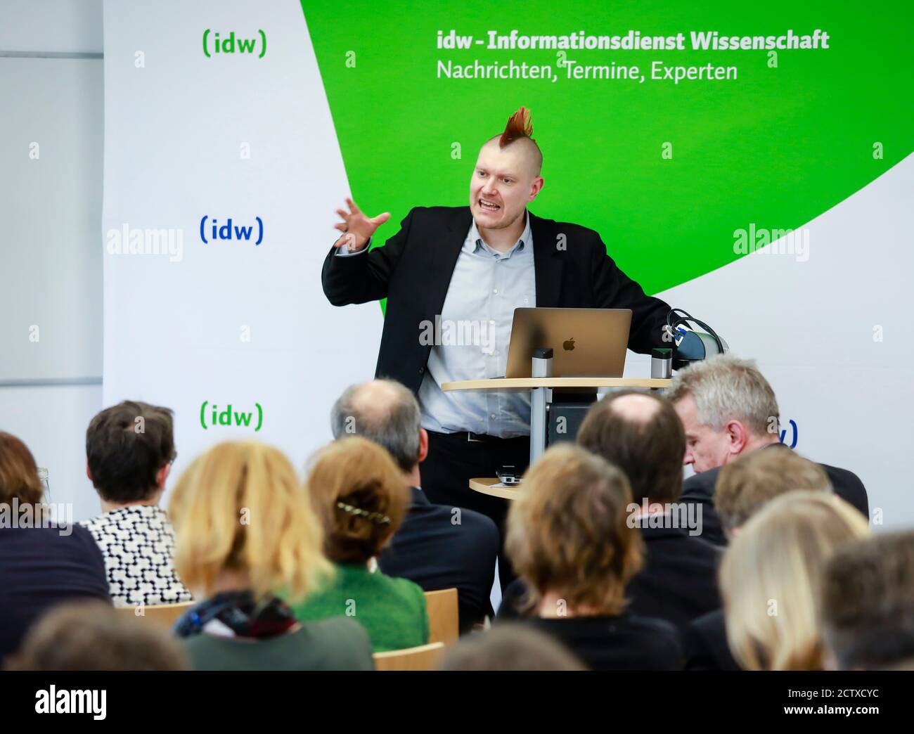 04.04.2019, Bochum, North Rhine-Westphalia, Germany - Sascha Lobo at the keynote speech - Trends in digital communication - on the occasion of the pre Stock Photo