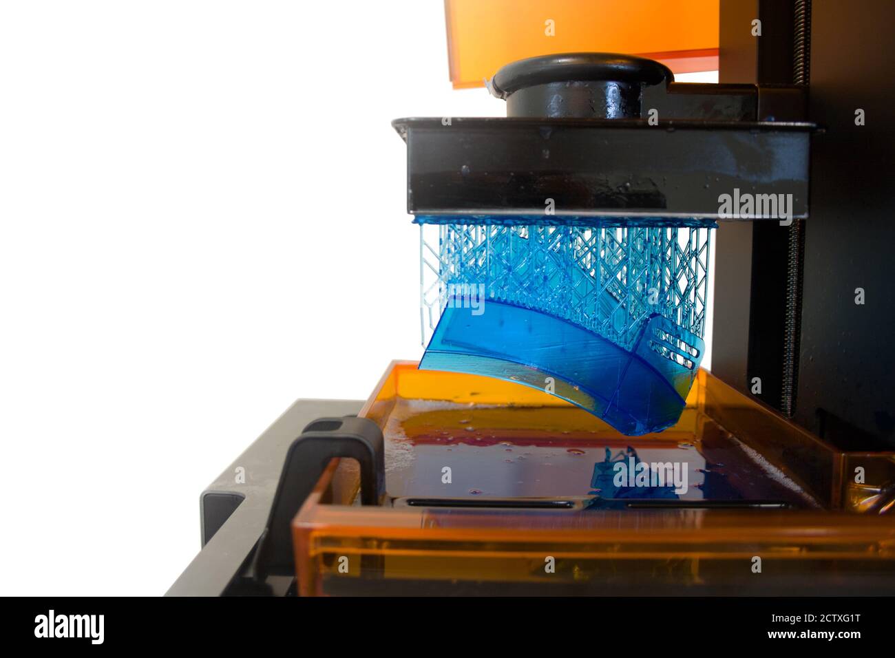 3D printing process. Modern 3D technology. Working 3d printer machine printing a detail. Close-up Stock Photo - Alamy