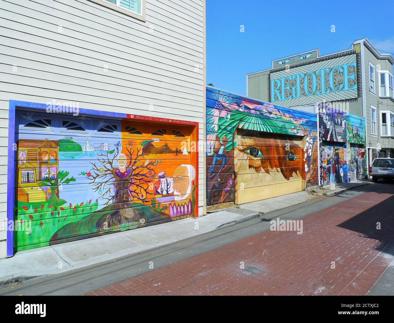 STREET ART IN SAN FRANCISCO. ONE OF THE MURALES IN MISSION NEIGHBORHOOD