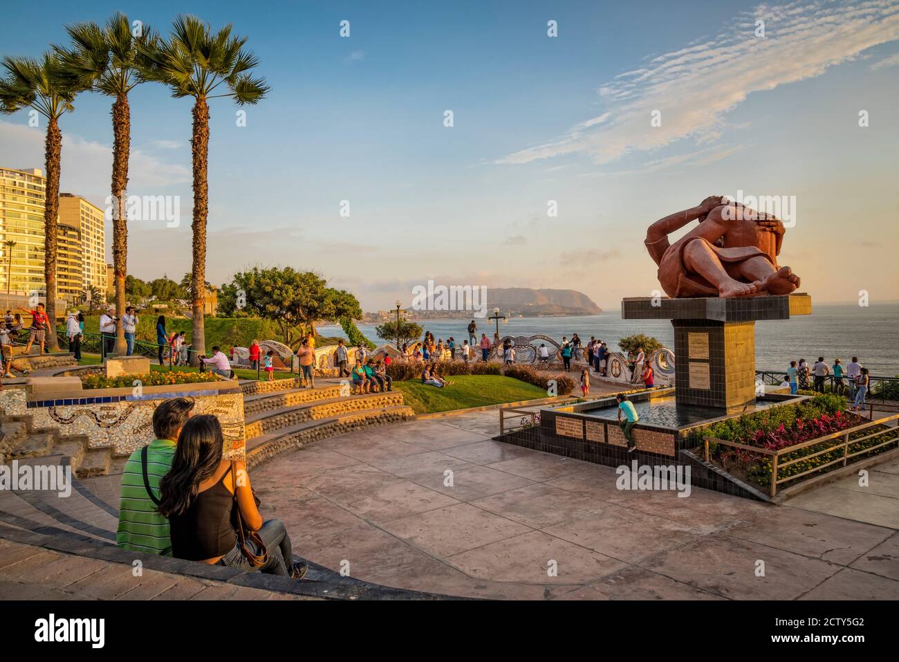 Parque del Amor (Love Park) on El Malecón in the Miraflores district of Lima, Peru, with sculpture of embracing couple 'Barque del Amor' by Víctor Del Stock Photo