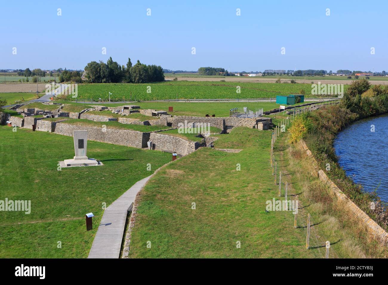 Trenches at the Dodengang (Trench of Death) in Diksmuide, Belgium, where the Battle of the Yser took place in October 1914 Stock Photo