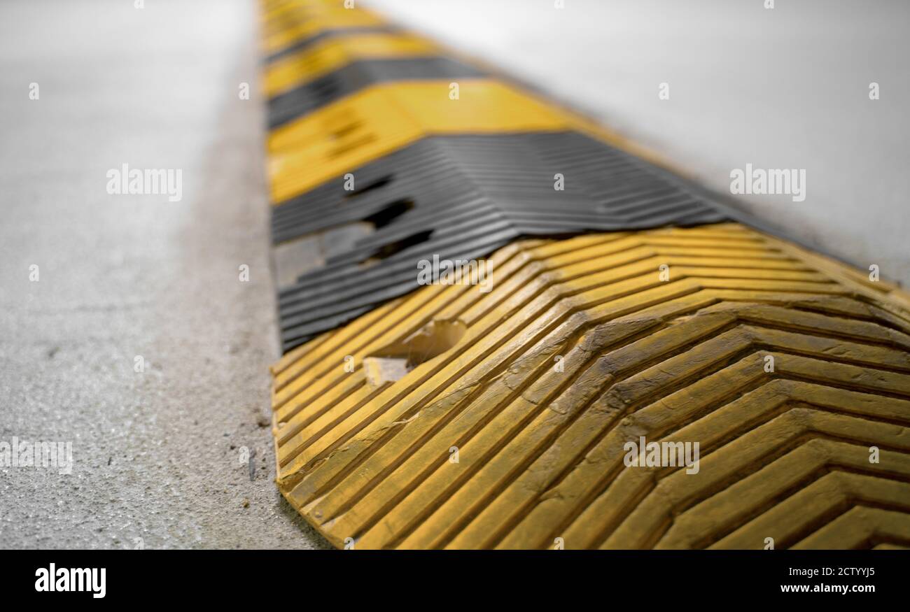 Speed bumps hi-res stock photography and images - Page 2 - Alamy