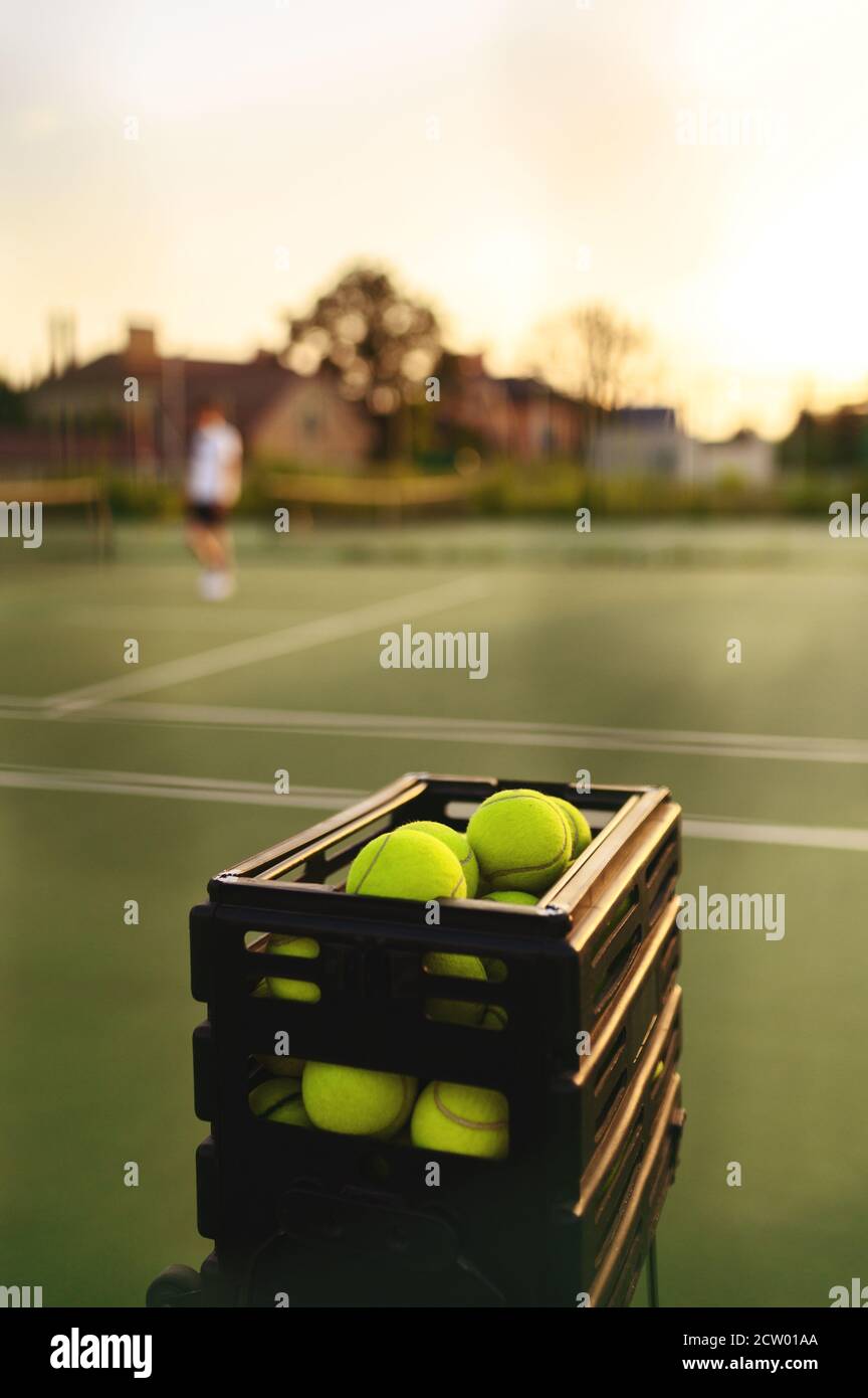 Tennis basket hires stock photography and images Alamy