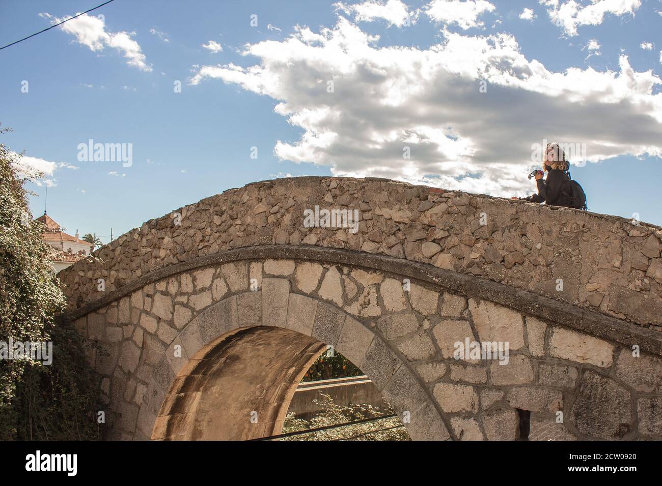 Low angle shot female tourist hi res stock photography and images Alamy