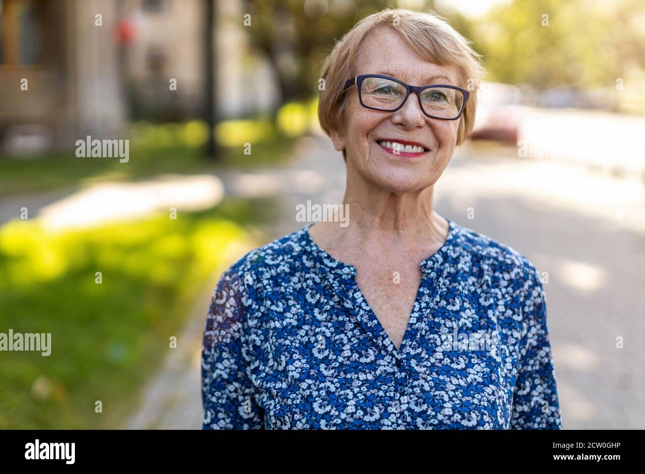 Mature woman enjoying on hi-res stock photography and images - Alamy