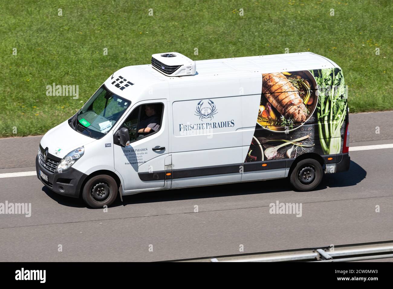 Renault master van hi-res stock photography and images - Alamy