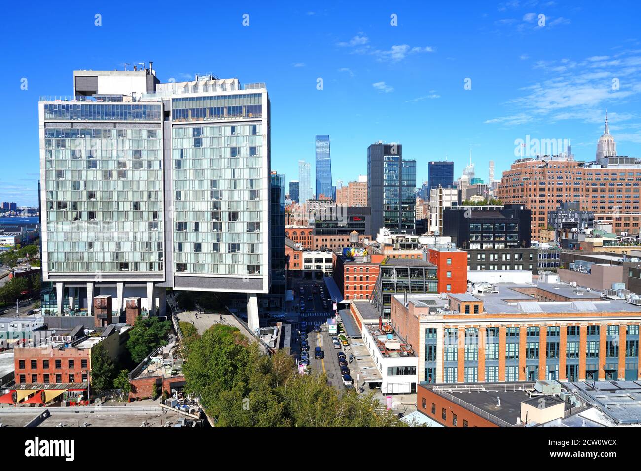 Linear standard hi-res stock photography and images - Alamy